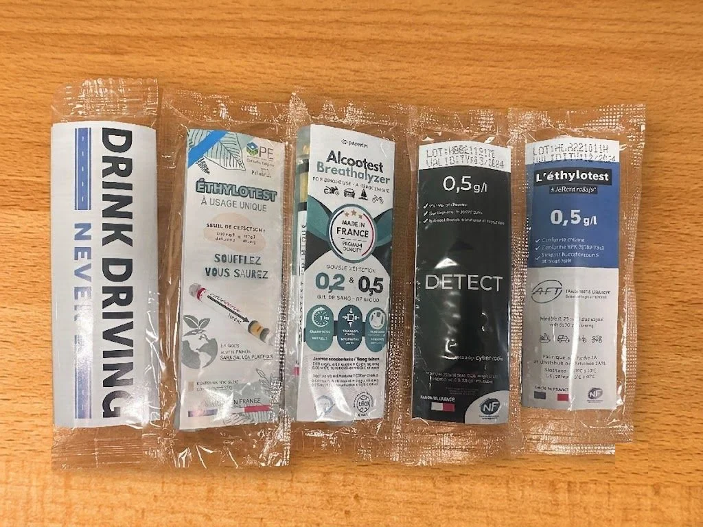 Éthylotests sous sachet individuel prêts à être mis à disposition