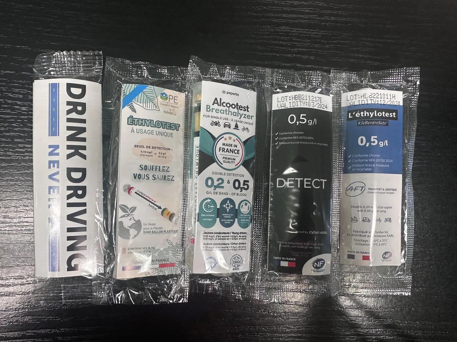 Éthylotests personnalisés sous sachet : exemples de notices réalisées pour nos clients