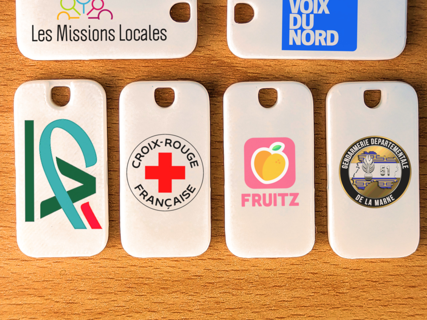 Sifflets anti-relou Cupote personnalisés avec logos